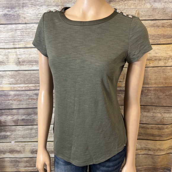 White House Black Market Tops - White House Black Market T Shirt Green XS Ribbon Silver Button Shoulders Crew